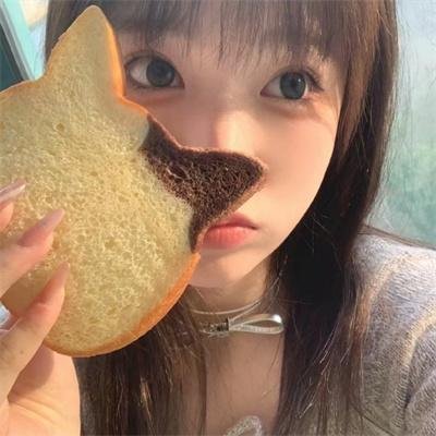 忧郁小女孩